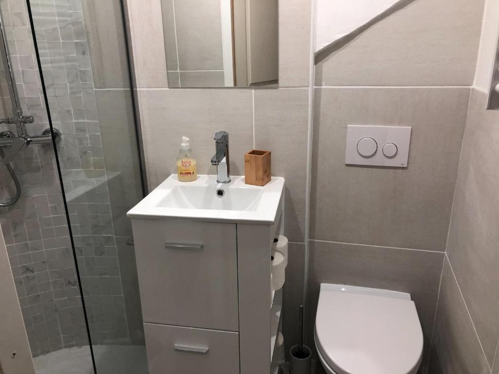 Les Olives Wifi Netflix Appart-hotel-Provence - Apartamento De Una Habitación