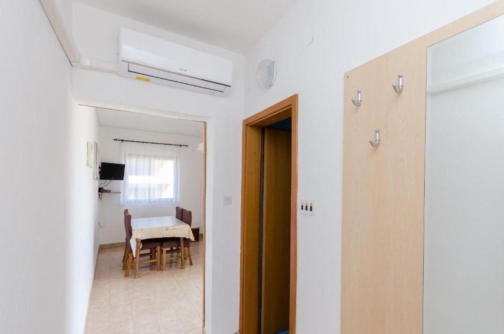 TV a/nebo společenská místnost v ubytování Apartments Ljubica J