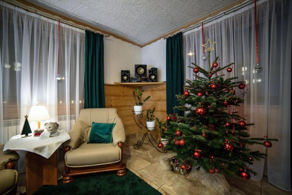 Rodzinny Dom Wypoczynkowy u Ciwersa - Housity