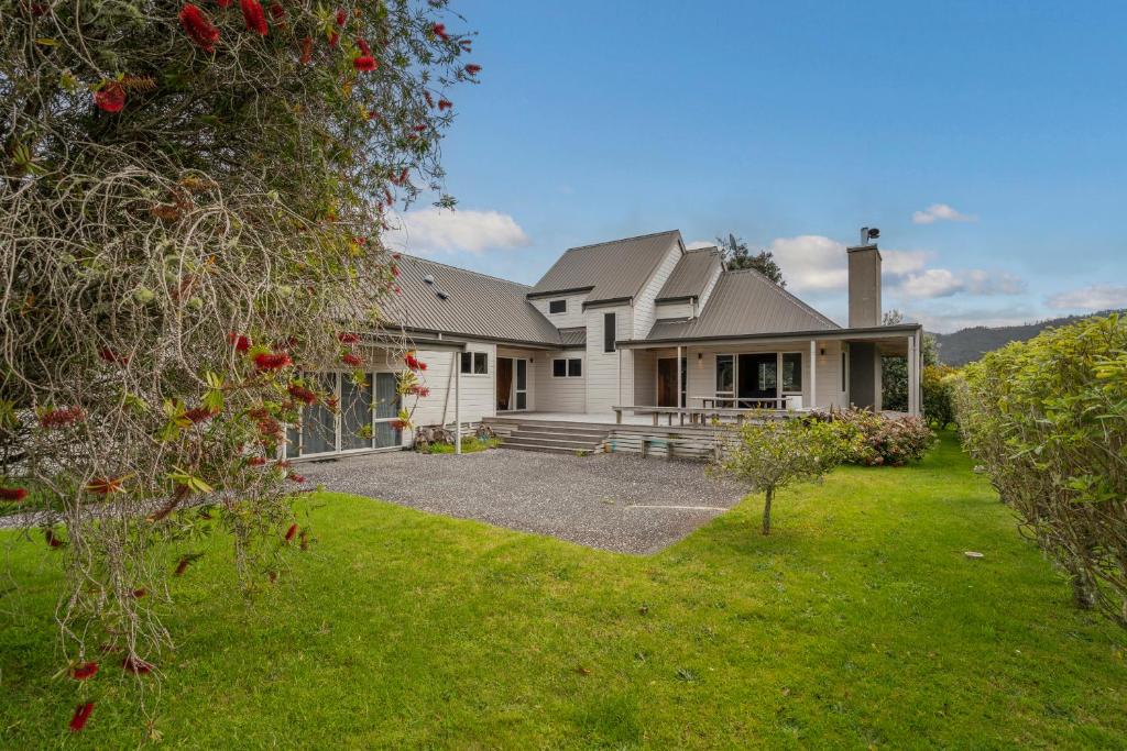 Hosts on the Coast Estuary Views Tairua, Tairua (updated prices 2024)