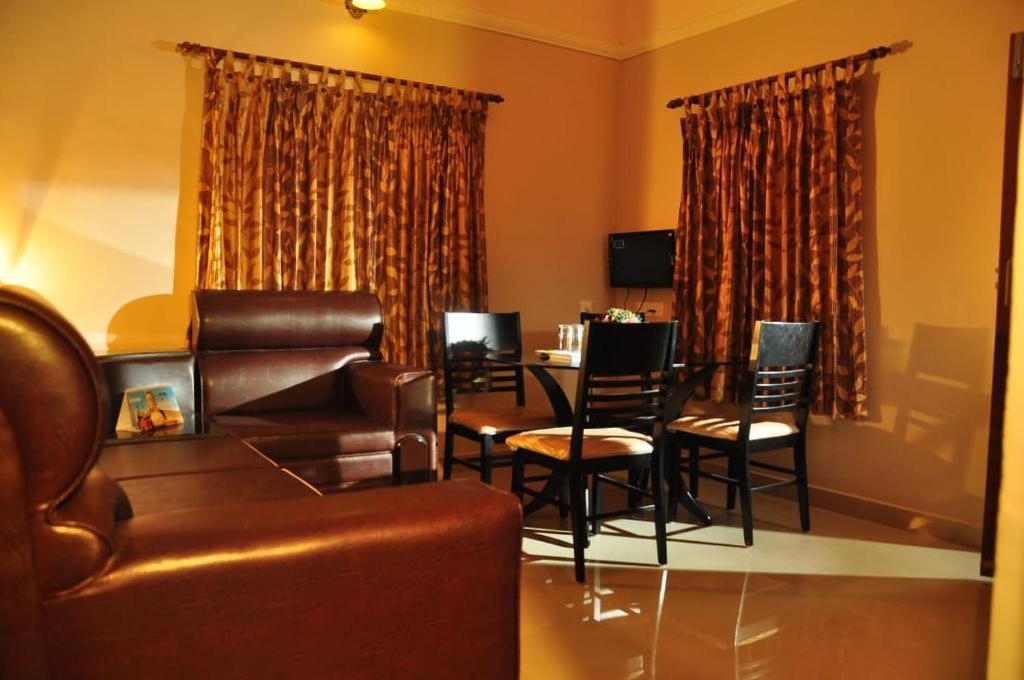 TV a/nebo společenská místnost v ubytování Green Palace Resort