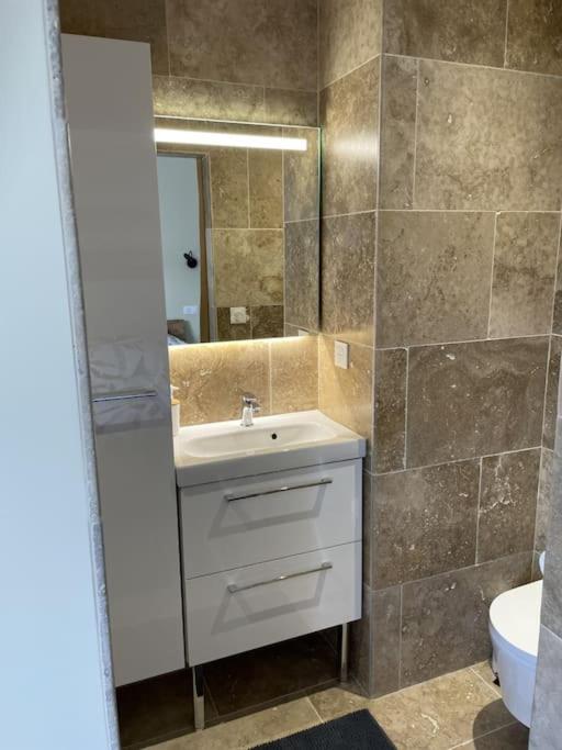 Kúpeľňa v ubytovaní Magnifique appartement T3 tout confort