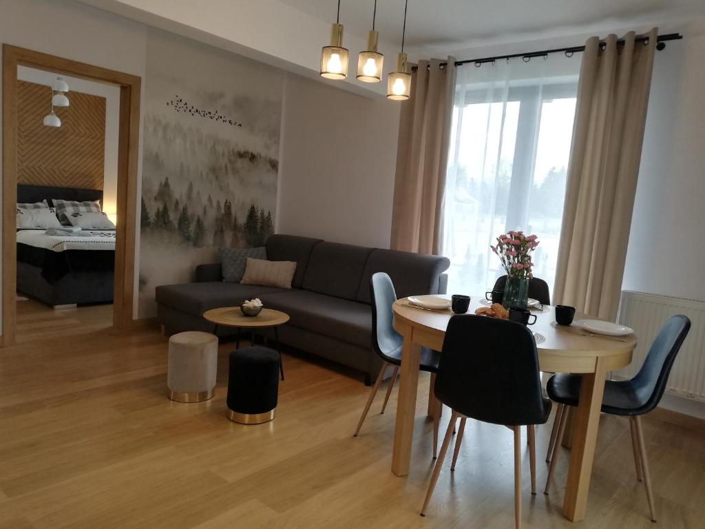Posedenie v ubytovaní Apartament Grapa 29 K3 na terenie Sun & Snow Białka Tatrzańska