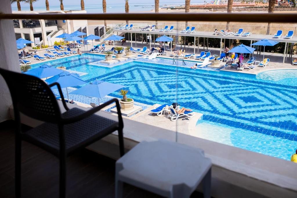 Bellagio Beach Resort & Spa - 13