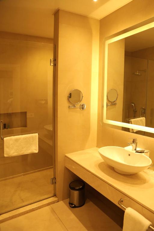 Koupelna v ubytování Bayview Hotel Beirut