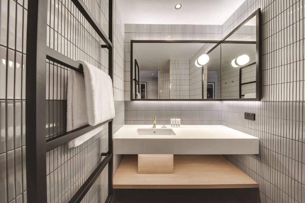 Vibe Hotel Sydney Darling Harbour - Resim 22