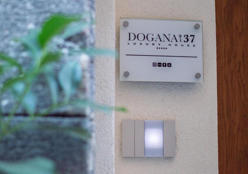 Zdjęcie z galerii obiektu Luxury House Dogana 37 w mieście Salerno