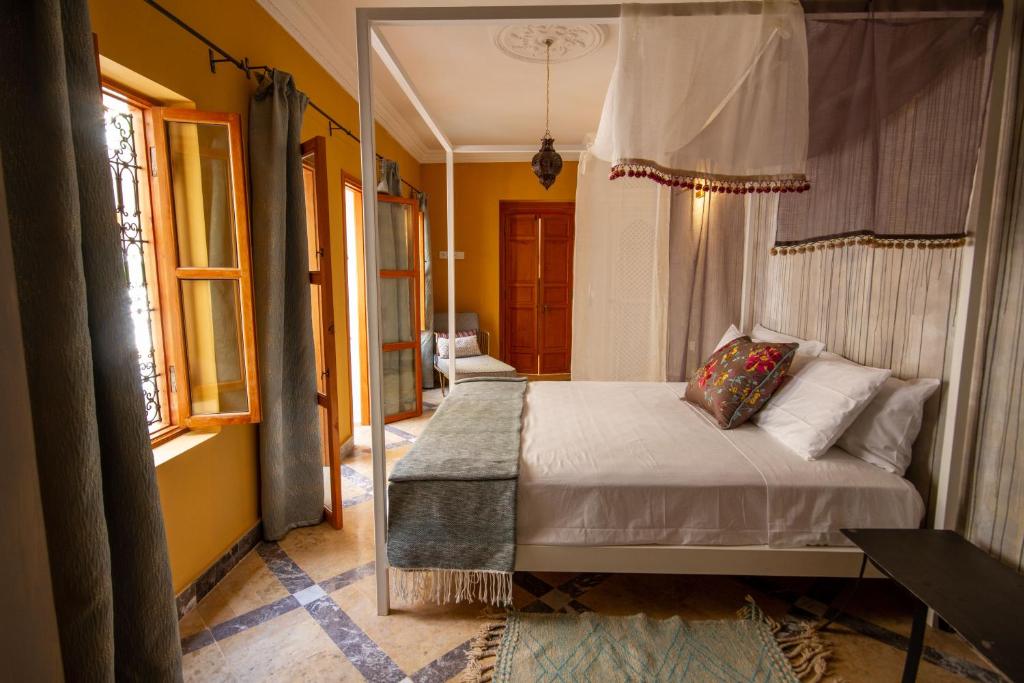 Postel nebo postele na pokoji v ubytování Riad SofYan & Spa