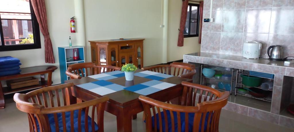 Kuchyň nebo kuchyňský kout v ubytování Aquablue Villa