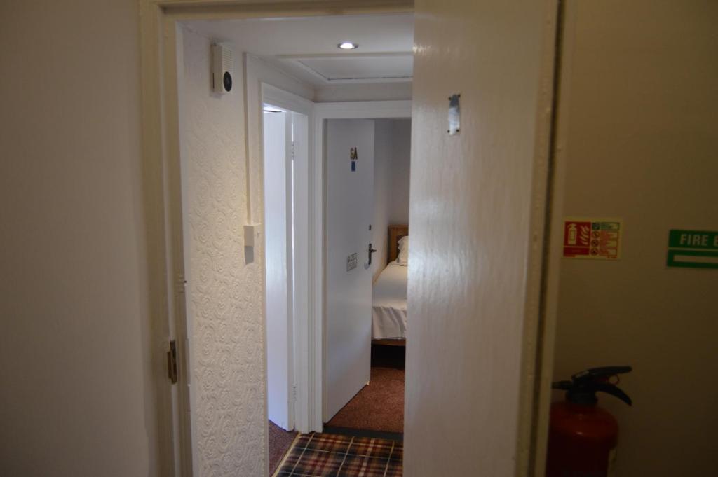 The Crown Inn Hotel - Chambre Familiale