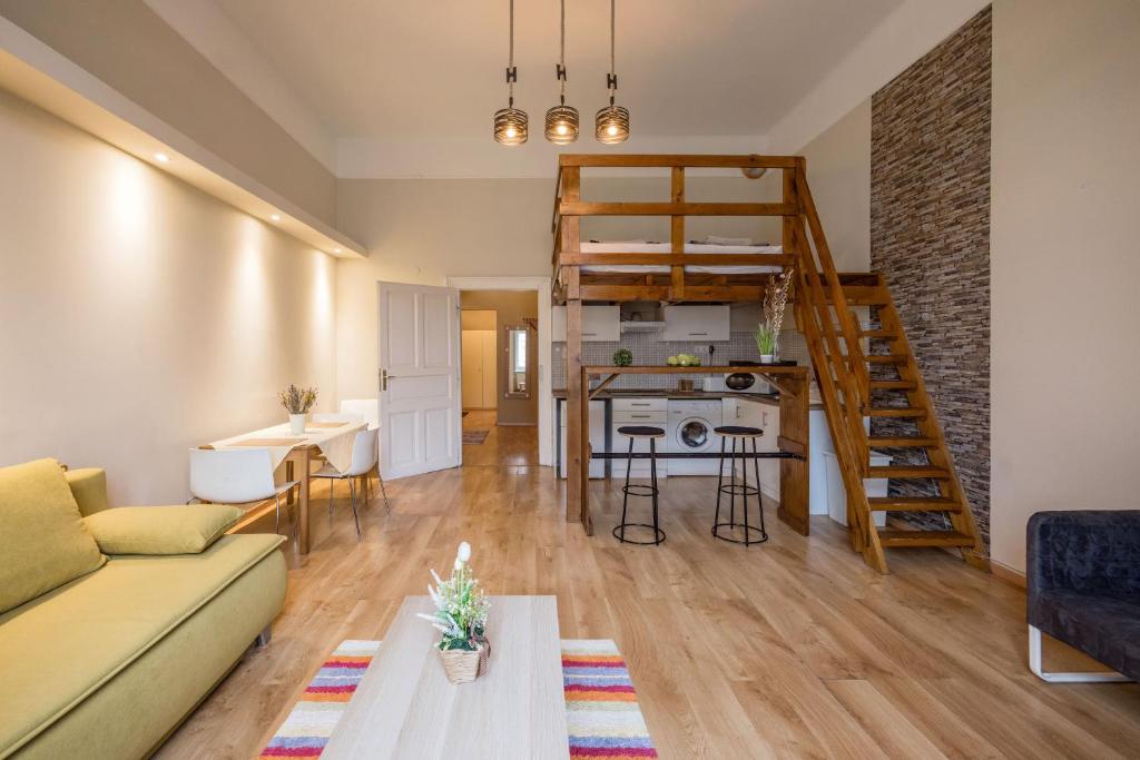 Posedenie v ubytovaní Andrássy 53 2bedroom Center Apartment