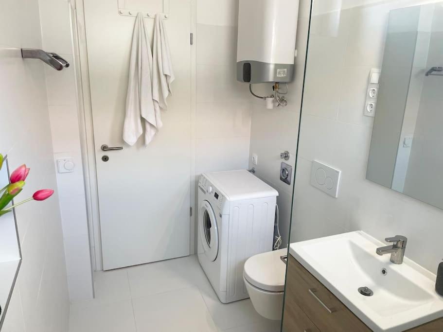 A bathroom at Buda Castle Toldy Apartment