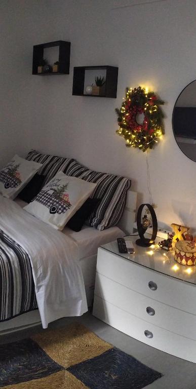 Tiny Little House - 4