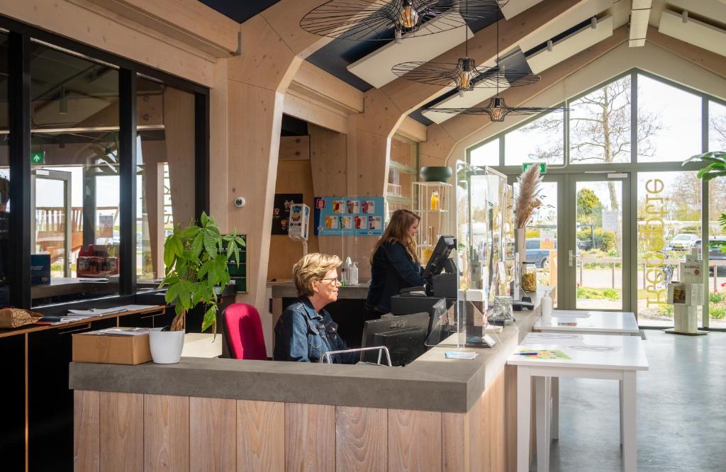 Hosté ubytování Tiny House in het groen, aan zee met privé Hottub