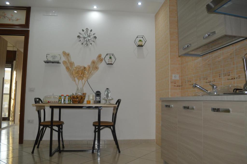 Kuchnia lub aneks kuchenny w obiekcie CIVICO 352 APARTMENT