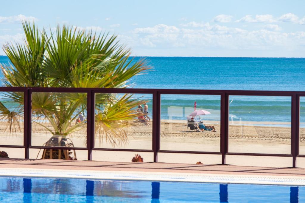 Florazar Apartment Cullera Beachfront, Cullera – Updated 2023 ...