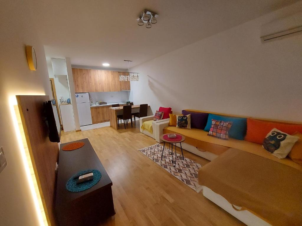 Riverside NS apartment with garage, Novi Sad (updated prices 2024)