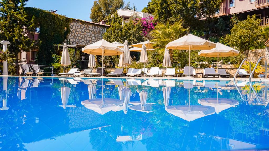 Bazén v ubytování True Blue Boutique Hotel Kalkan nebo v jeho okolí