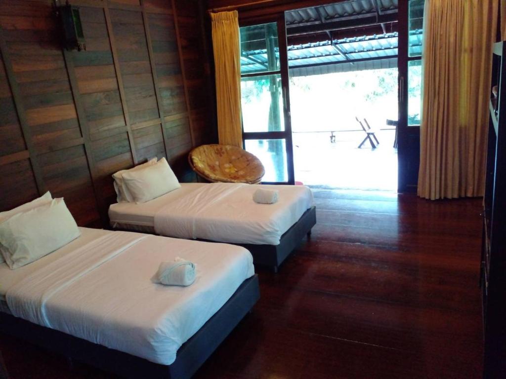 BaanSuanLeelawadee Resort Amphawa - Suite