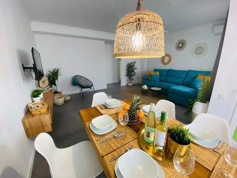 A seating area at Apartament Azul/Torrevieja