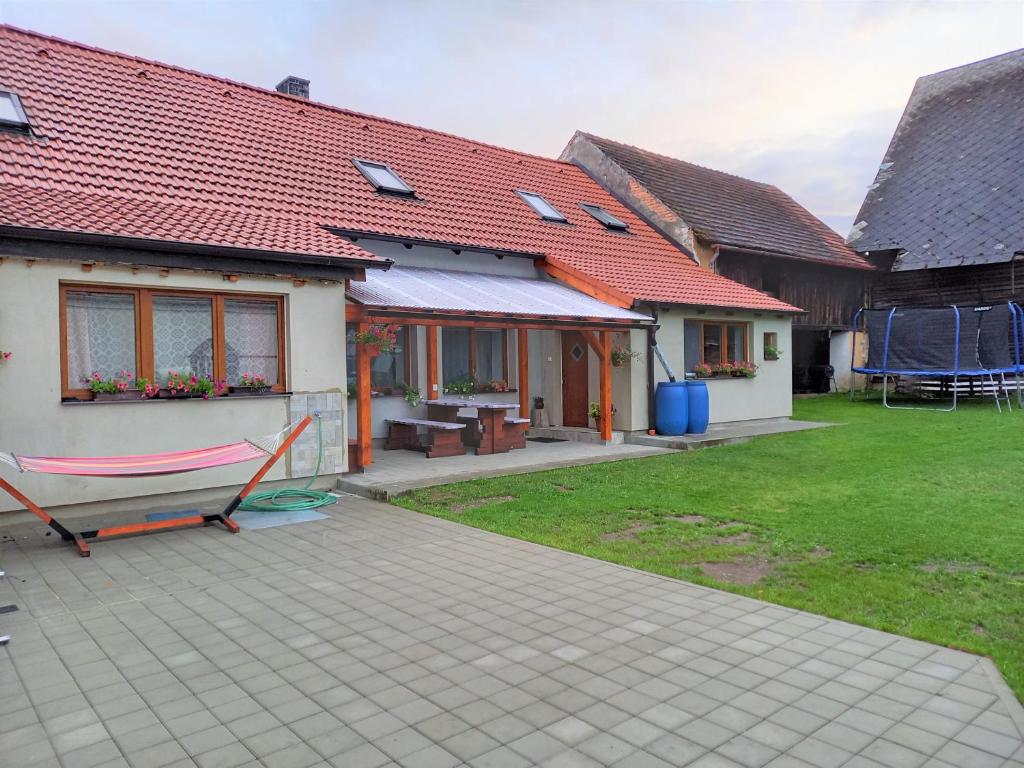 Budova, kde se the country house nachází