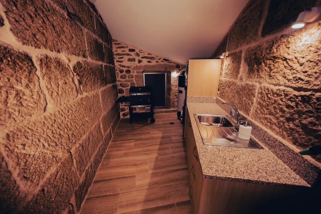 Kuchyňa alebo kuchynka v ubytovaní Casa Rural Vilar de Flores