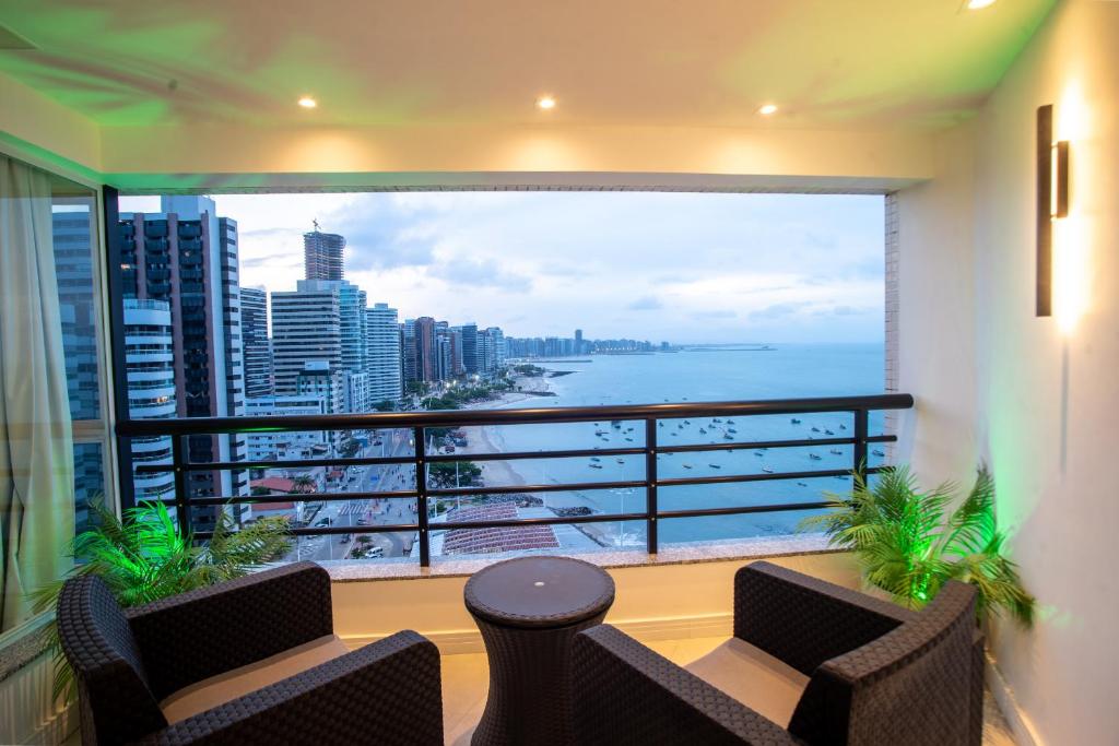 Particular Deluxe Iate Plaza - Housity