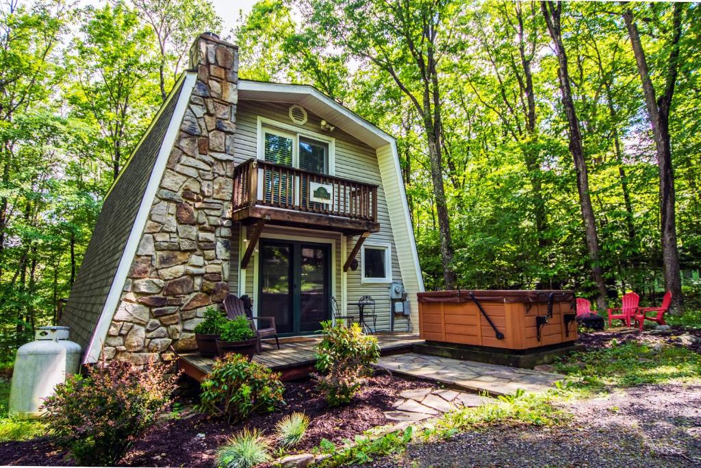 Owls Retreat, McHenry (updated prices 2024)