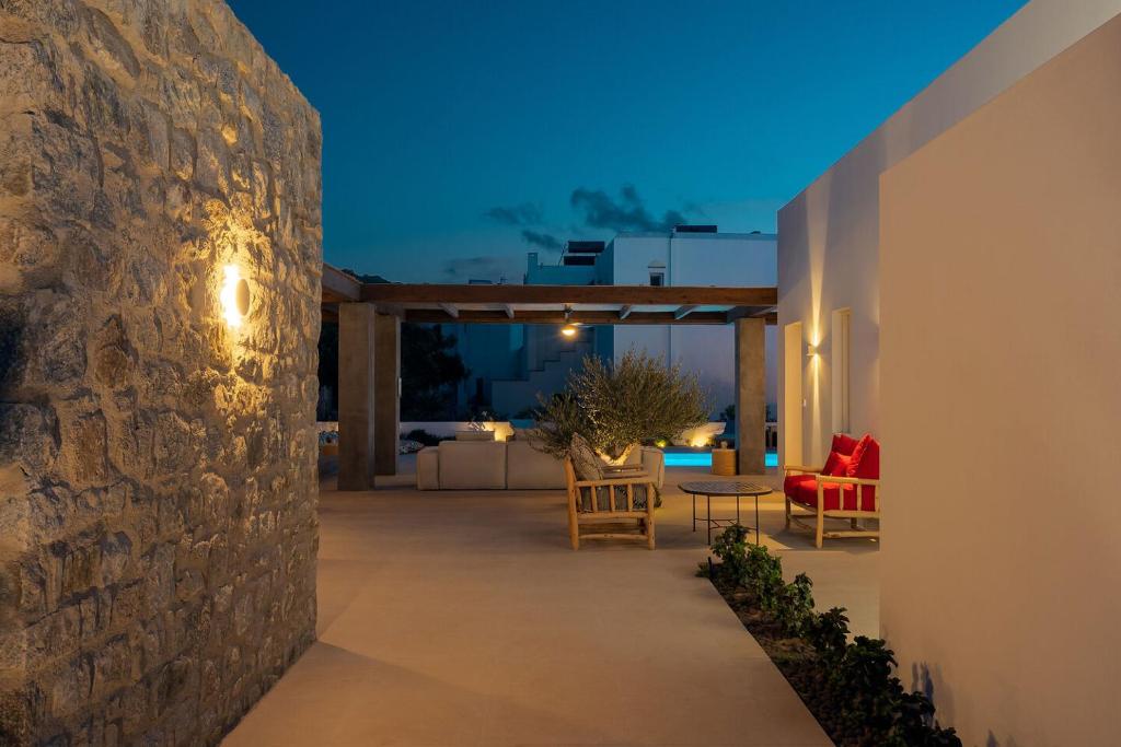 Patio lub wspólna przestrzeń na świeżym powietrzu w obiekcie Citrus Seaside Houses