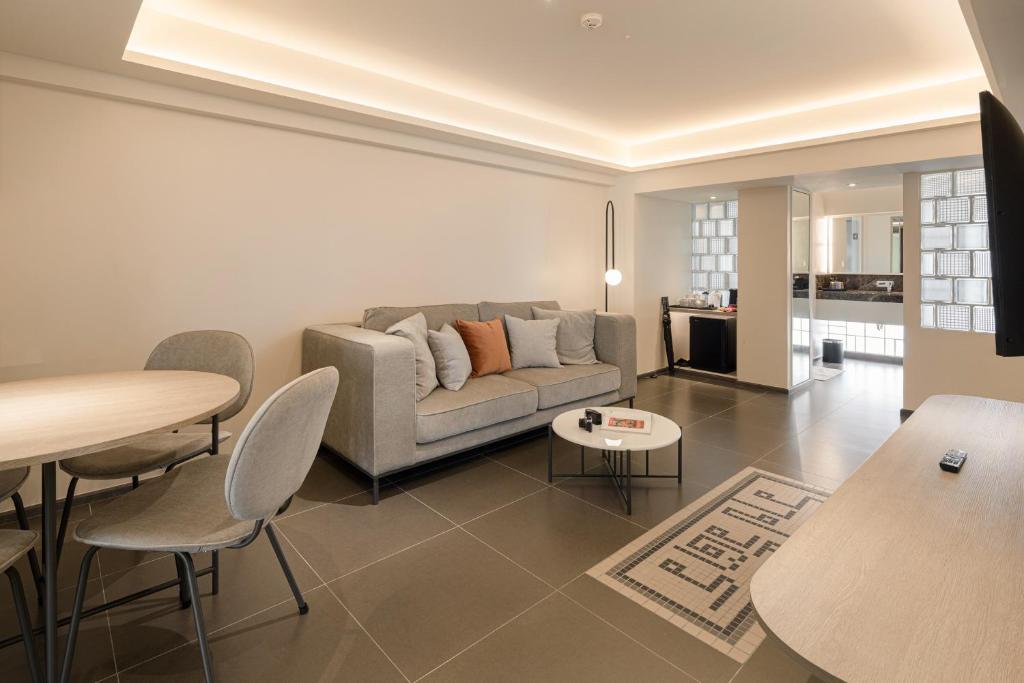 YANH Ratchawat Hotel - Resim 40