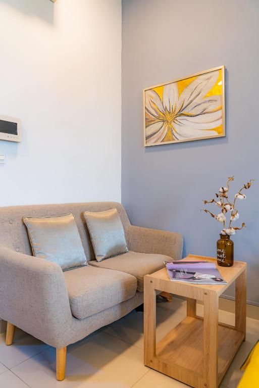 TripleTrees Apartment at Saigon Central - Rivergate Residence District 4 - Studio Apartment