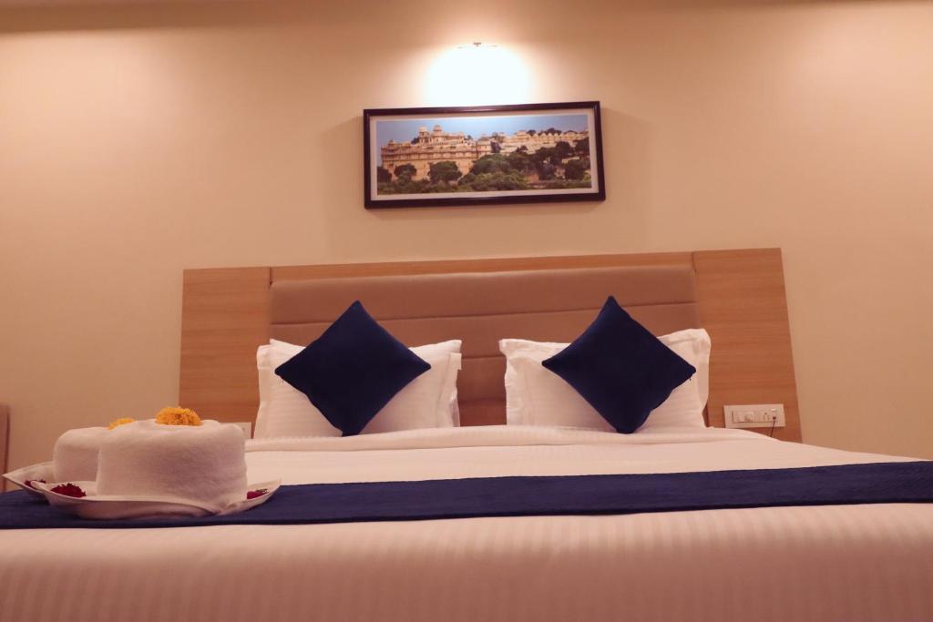 Clarks Inn Express Udaipur - King Room