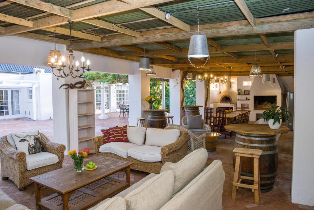 The Farmhouse on Sunset Farm, Stellenbosch (updated prices 2024)