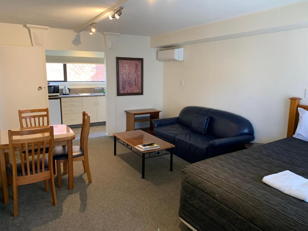 755 Regal Court Motel - Resim 29