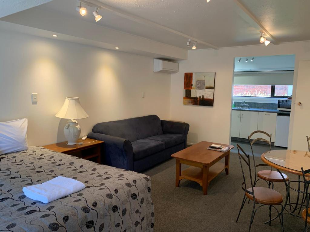 755 Regal Court Motel - Resim 32