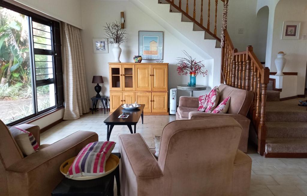 Munster Bay Beach House, Port Edward (updated prices 2024)