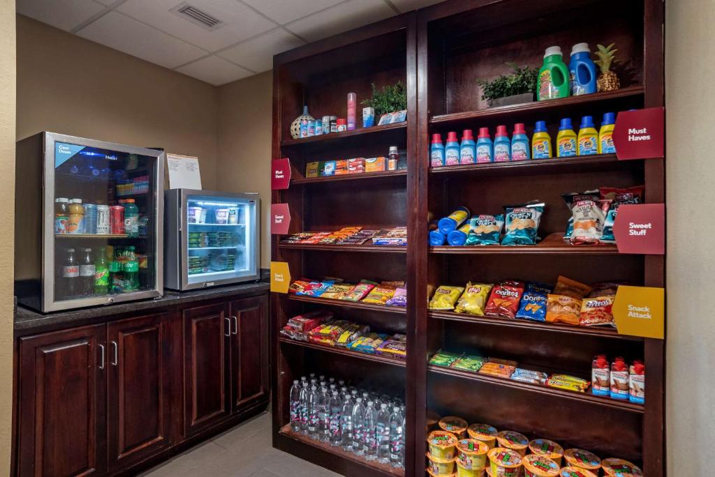 モービルにあるComfort Suites Mobile West Tillmans Cornerのギャラリーの写真