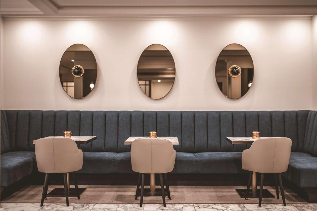 The Savoy Hotel on Little Collins Melbourne - Resim 15