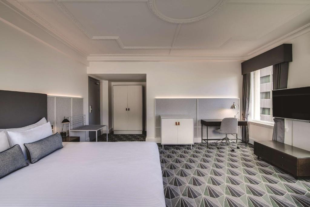 The Savoy Hotel on Little Collins Melbourne - Resim 27