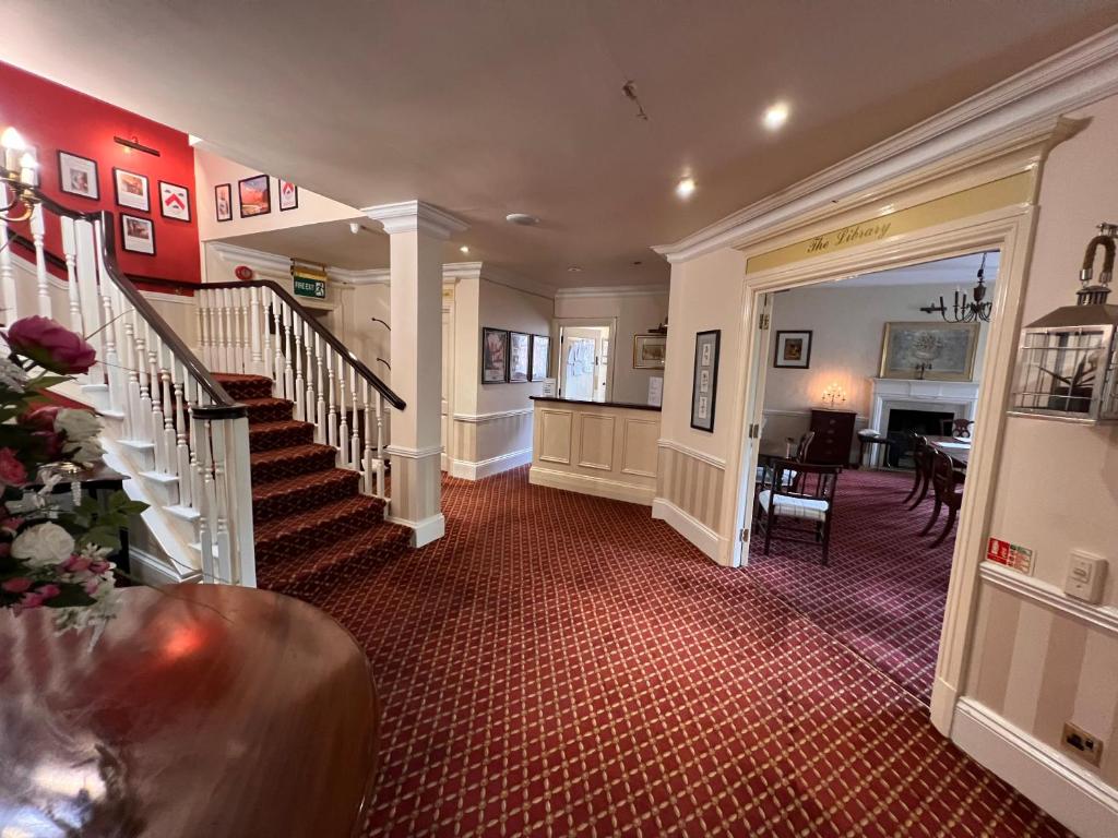 Haley's Hotel - Resim 25