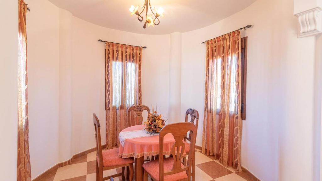 Zdjęcie z galerii obiektu Villa Antonia Casabermeja by Ruralidays w mieście Casabermeja