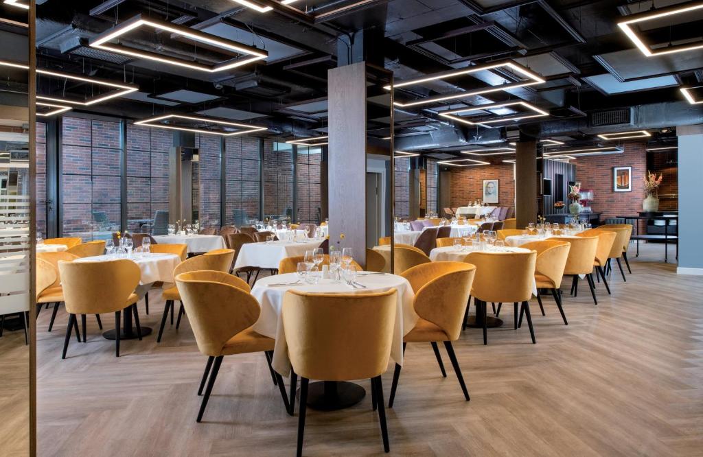 Reštaurácia alebo iné gastronomické zariadenie v ubytovaní Leonardo Boutique Hotel Krakow Old Town