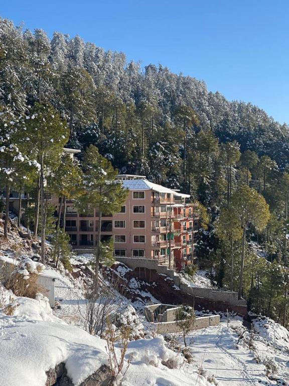 Orangeloft Expressway Murree, Murree (updated prices 2024)