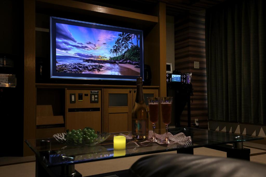 TV a/nebo společenská místnost v ubytování Hotel Water Gate Nagoya - Love Hotel for couple -