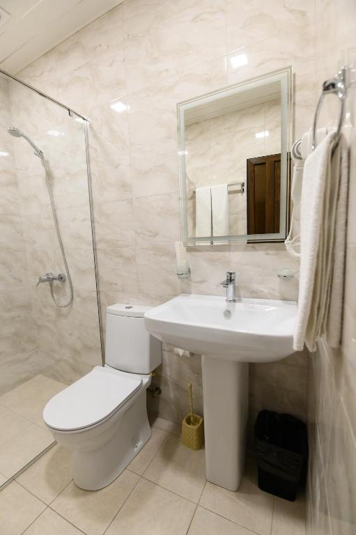 Koupelna v ubytování Palermo Hotel