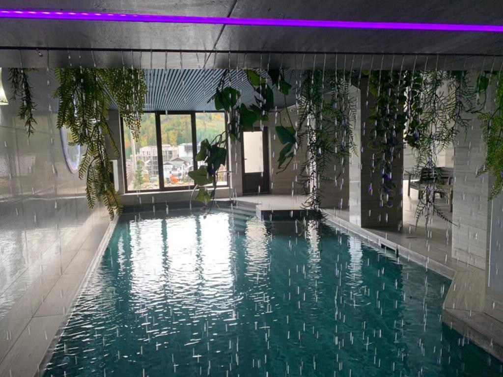 Bazén v ubytování Mardan Palace SPA Resort nebo v jeho okolí