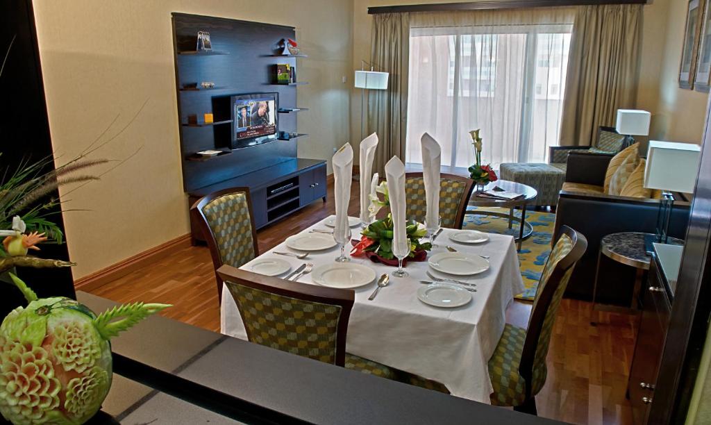 Chelsea Gardens Hotel Apartment - Resim 37