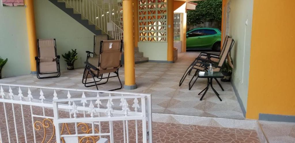 Fotografie z fotogalerie ubytování Chaudhry Holiday House Montego Bay v destinaci Montego Bay