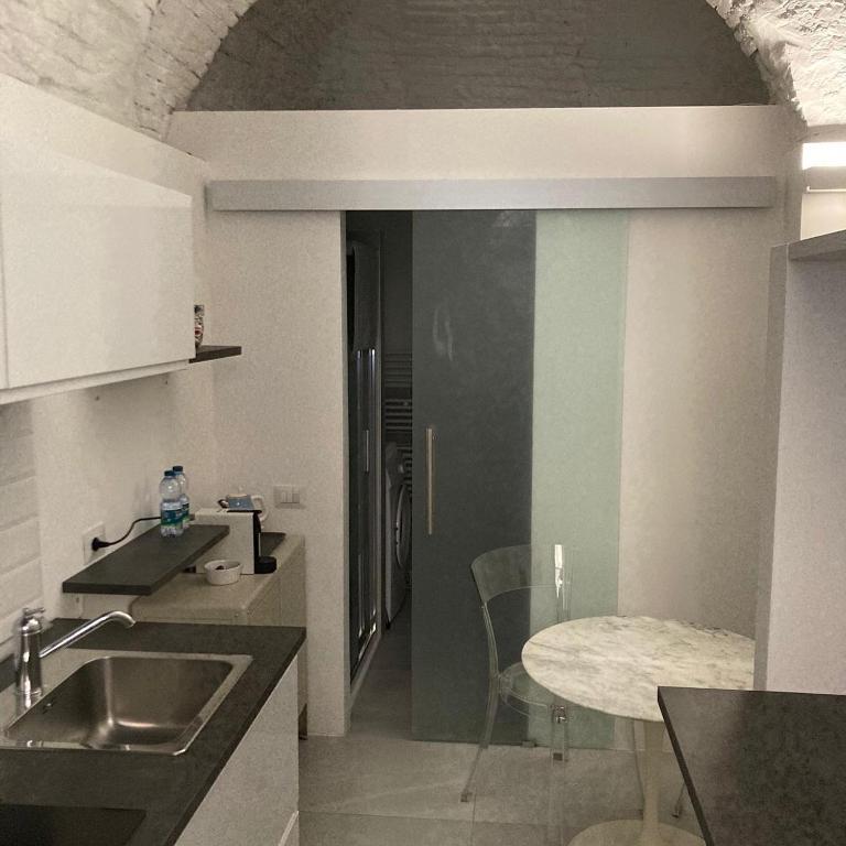 A kitchen or kitchenette at ELEGANZA del RICCIO