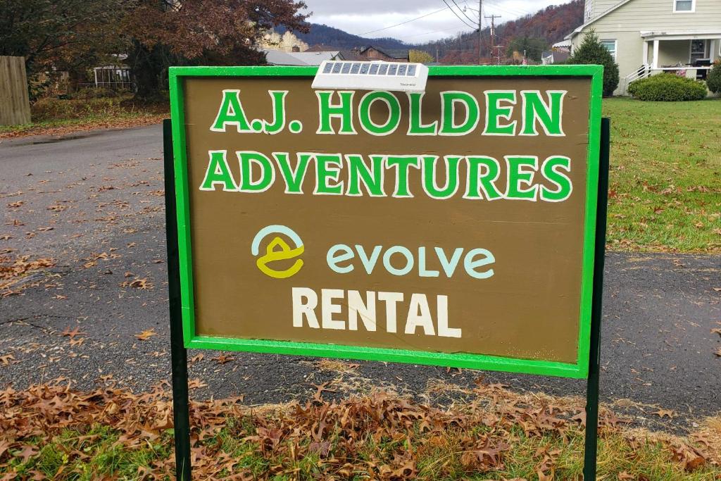 Lovely Richwood Respite Skiing, Biking, Climbing, Richwood – Updated 2023  Prices
